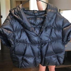 Short sleeved puffy jacket